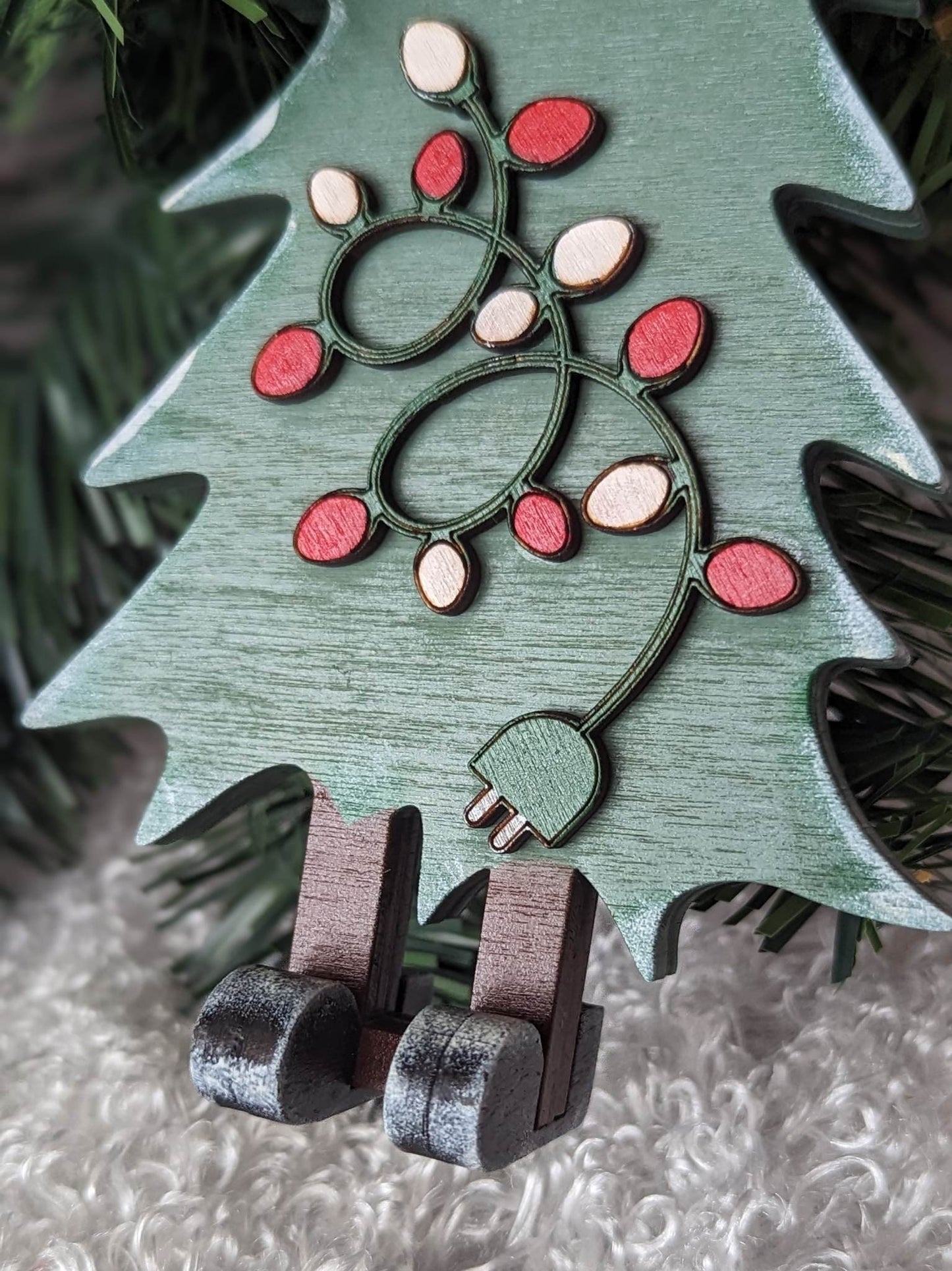 Nerdy Christmas Tree Shelf Sitter with Glasses